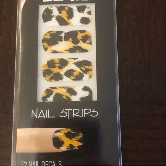 2pk Fing’rs Fingers Edge Adhesive Stuck on Nail Strips Zebra and Leopard Print - Picture 2 of 6